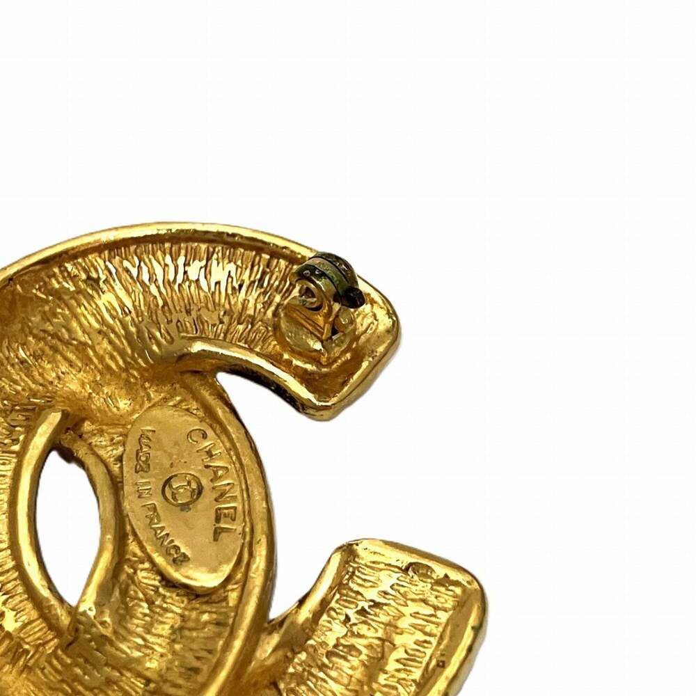 CHANEL Gold Brooch - Picture 7 of 9